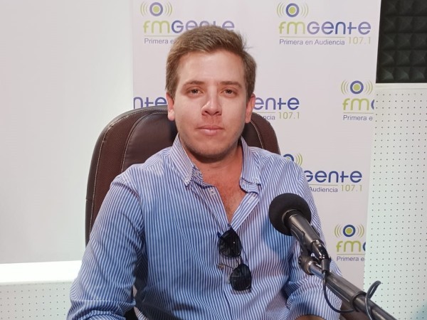 Joaquín Garlo felicitó a Abella y aseguró que para el Frente Amplio “es tiempo de escuchar hacia afuera”