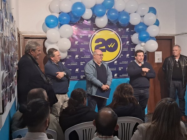 Falero, Lista 20, gestión