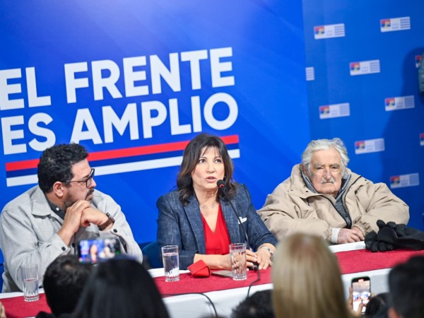 blanca rodriguez, ingresó, al frente amplio,