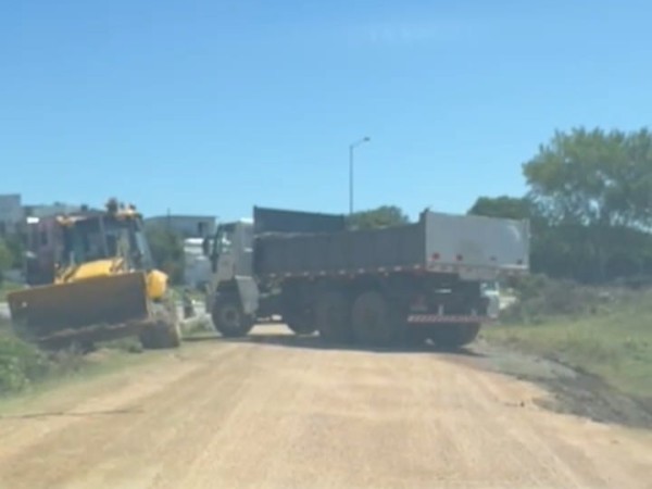 Piriz,construcción,picadas,incidente,periodistas,medio