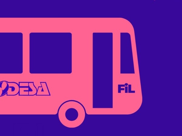 Bus Literario de Codesa con poetas a bordo