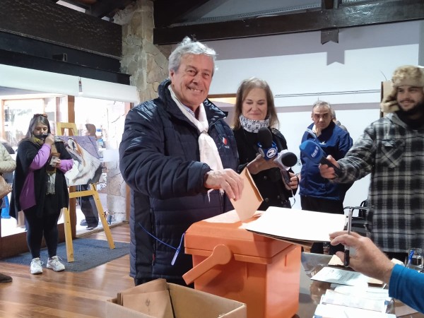 EnriqueAntia,votacion,eleccionesinternas