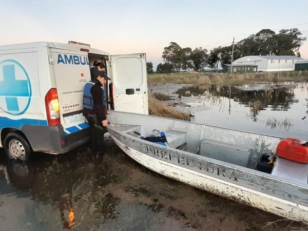 inundaciones, crecidas, desplazados,