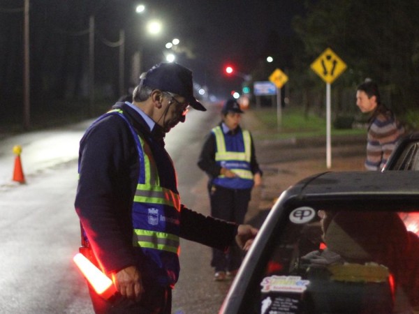 En el fin de semana se aplicaron 89 multas y se retuvieron 30 vehículos en controles de tránsito