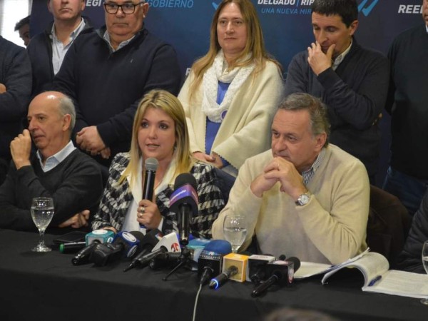 Valeriaripoll,pitcnt,Frente Amplio, Alvarodelgado, PartidoNacional,Cosse, Orsi