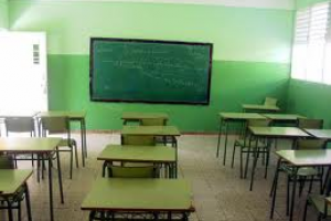 Docentes paran y ocupan el Liceo Nº2
