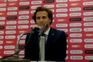 Forlán se retira de la selección