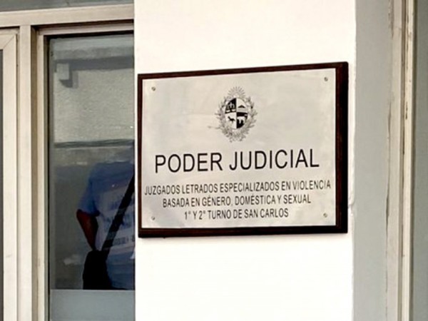 violencia domestica, tobillera electrónica, policía