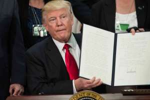 Fantini: el muro que planea Trump, además de absurdo, es monstruoso