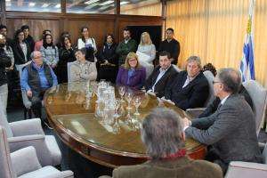 Convenio entre IDM y CLAEH: consultorios Jurídicos gratuitos incorporan asistencia letrada