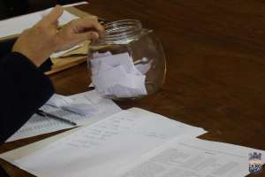 Inscriptos podrán presenciar el sorteo de becas para cursos del Centro Holístico de Educación