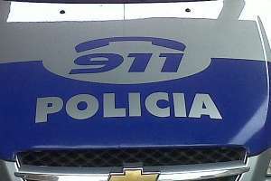 Policía busca a tres hombres que rapiñaron a una pareja en San Carlos