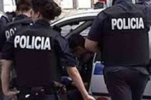 Condenaron a un sujeto que dañó vehículos y fue sometido a un arresto ciudadano