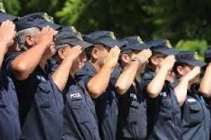 Agentes egresados de la Escuela Departamental de Policía se suman a distintas reparticiones