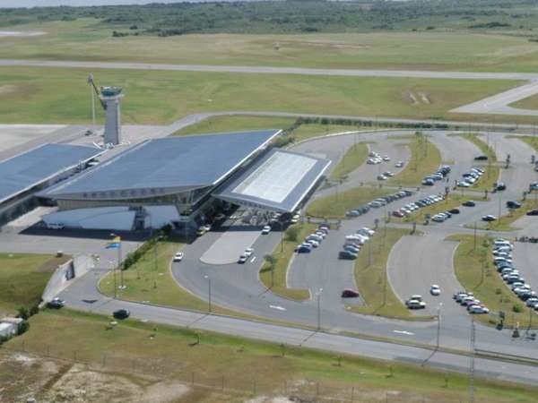 Considerable crecimiento de los vuelos privados en Laguna del Sauce; en estas horas arriban más de 100 aeronaves