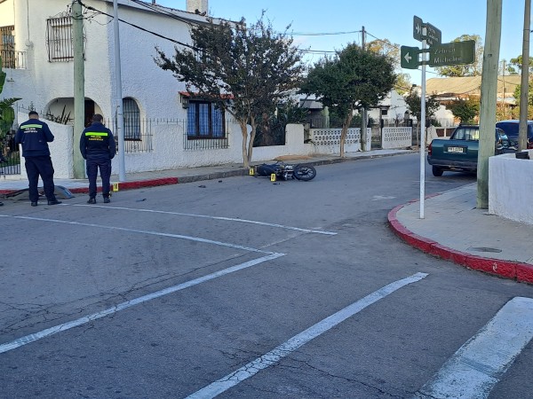 Auto, moto, mujeres