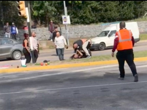 violencia, remar, malabaristas, pelea