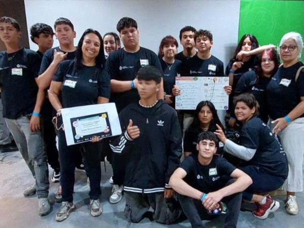 alumnos,LaCapuera,premio,ConcursoEficenciaEnergética