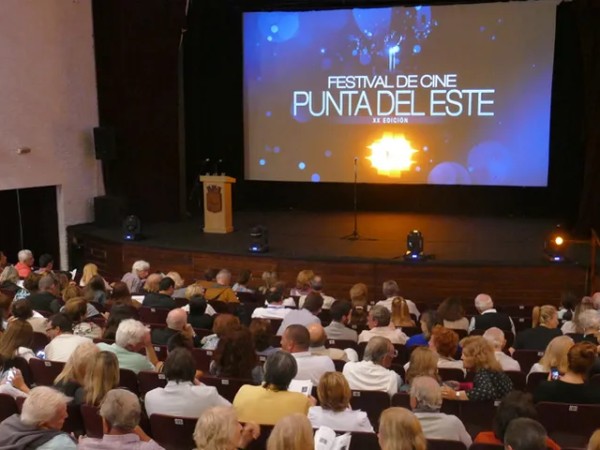 CINEPUNTA, PUNTA DEL ESTE, ACCESO GRATUITO