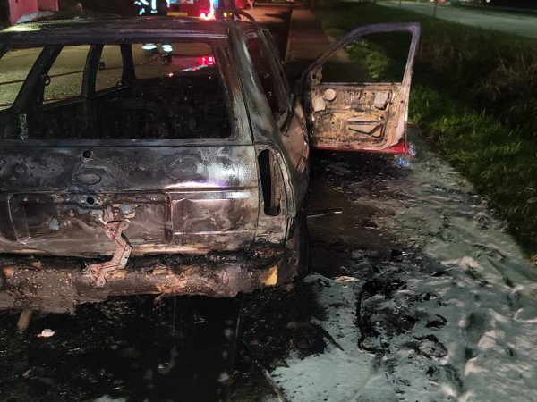 Auto, incendio, Maldonado Nuevo